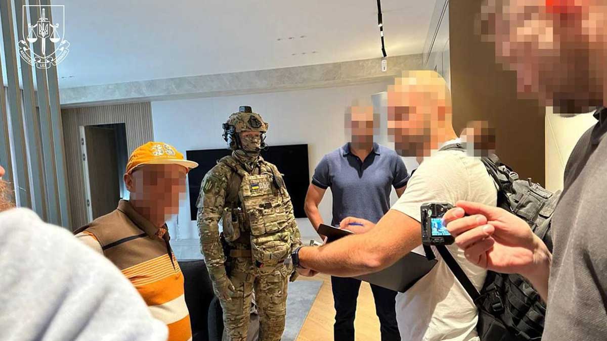 Гендиректору «Лісів України» повідомили про підозру у незаконному збагаченні — різниця між доходами і активами склала майже 8 млн грн Гендиректору «Лісів України» повідомили про підозру у незаконному збагаченні — різниця між доходами і активами склала майже 8 млн грн
