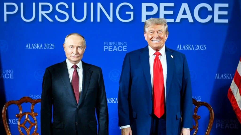 Дональд Трамп і Володимир Путін на Алясці