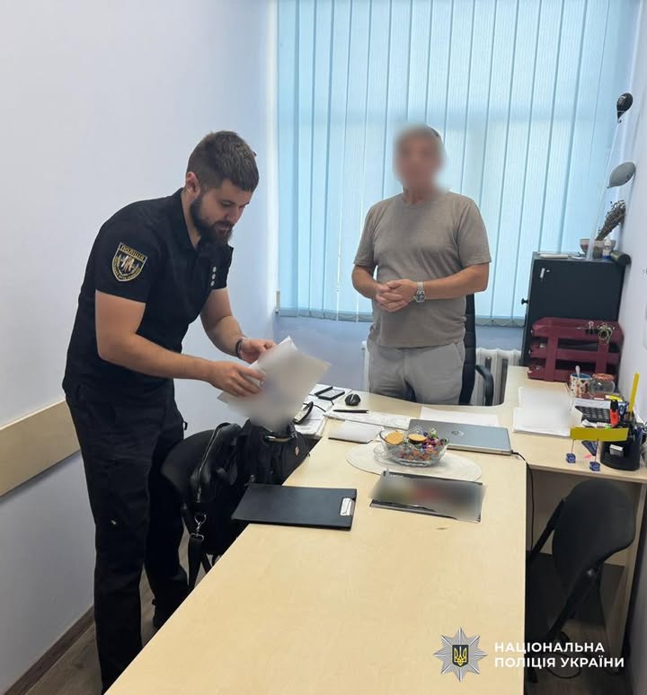 Розтрата 1,7 млн грн на водоохоронні зони: керівнику КП КМДА оголосили підозру Розтрата 1,7 млн грн на водоохоронні зони: керівнику КП КМДА оголосили підозру