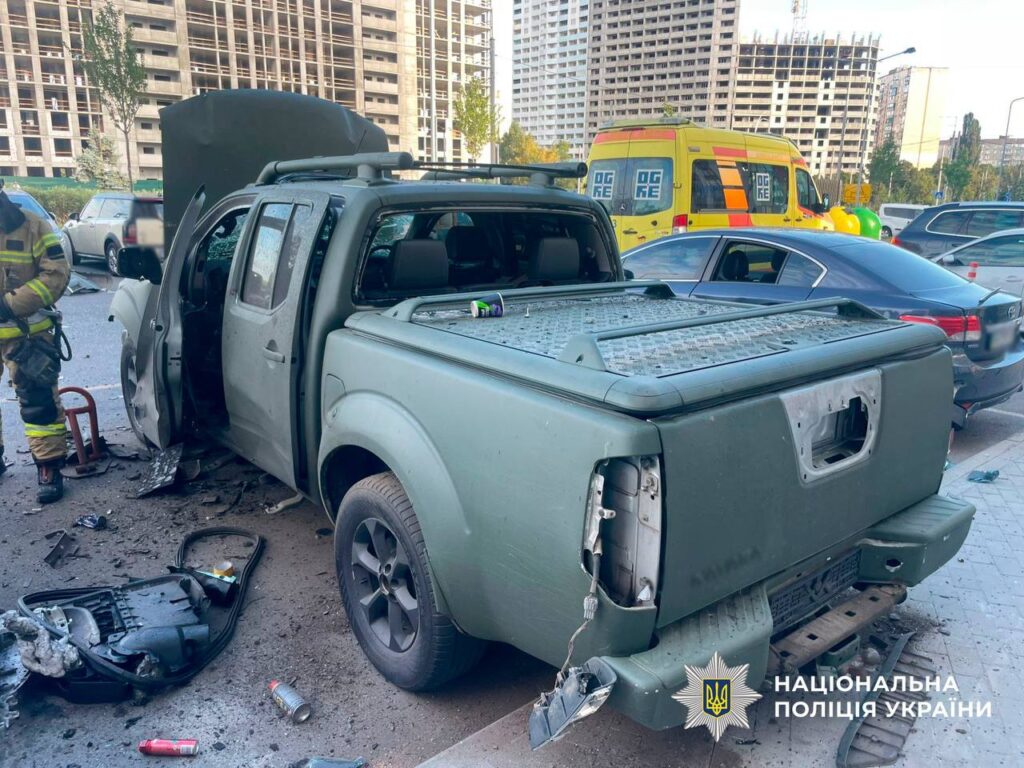 Вибух авто на Виговського: є постраждалі, загиблих немає Вибух авто на Виговського: є постраждалі, загиблих немає