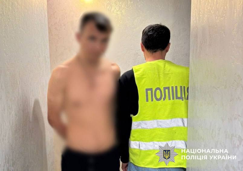 У Києві затримали двох квартирних крадіїв зі «стажем»