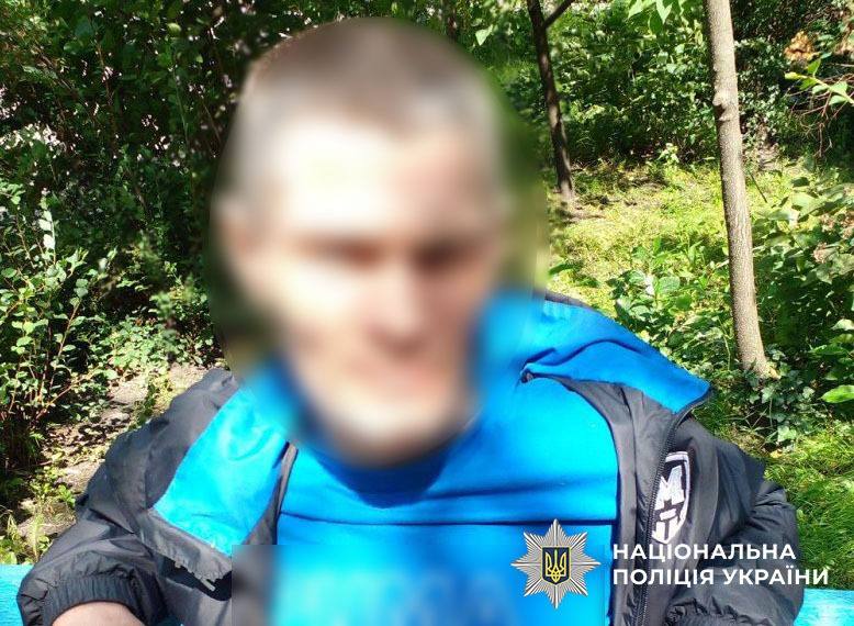 У Києві судитимуть двох чоловіків за напад і пограбування адвоката на Лісовому масиві