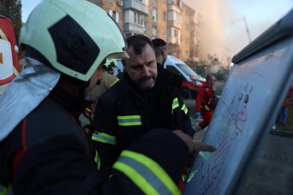 ДСНС: Масована атака на Київ: 4 загиблих, близько 30 поранених, три людини врятовано з-під завалів