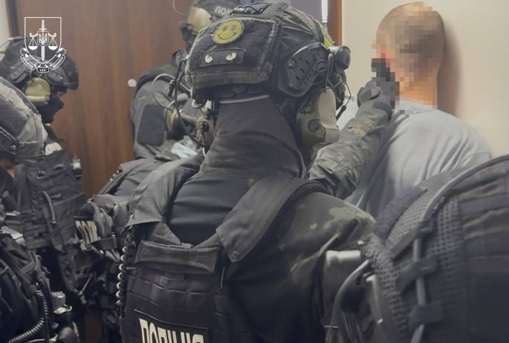 Правоохоронці викрили міжнародний шахрайський call-центр: 4,5 тисячі ошуканих у Європі та Центральній Азії Правоохоронці викрили міжнародний шахрайський call-центр: 4,5 тисячі ошуканих у Європі та Центральній Азії
