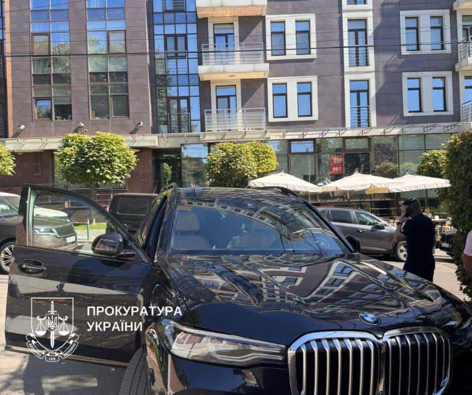 У Києві викрили конвертаційний центр з обігом 1,5 млрд грн: серед організаторів колишній топподатківець У Києві викрили конвертаційний центр з обігом 1,5 млрд грн: серед організаторів колишній топподатківець