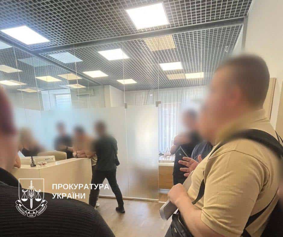 У Києві викрили конвертаційний центр з обігом 1,5 млрд грн: серед організаторів колишній топподатківець У Києві викрили конвертаційний центр з обігом 1,5 млрд грн: серед організаторів колишній топподатківець