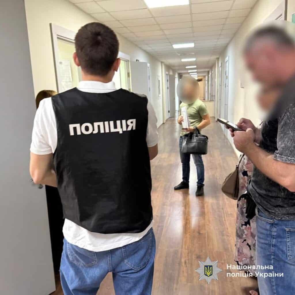 Розкрадання 25 млн грн на електроенергії для ЗСУ: викрито екскерівника управлінь та директора підприємства