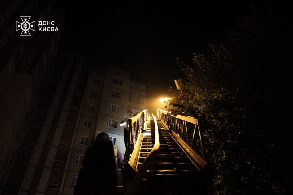 Атака на Київ: загинули 2 людини, ще 18 поранені (оновлення)