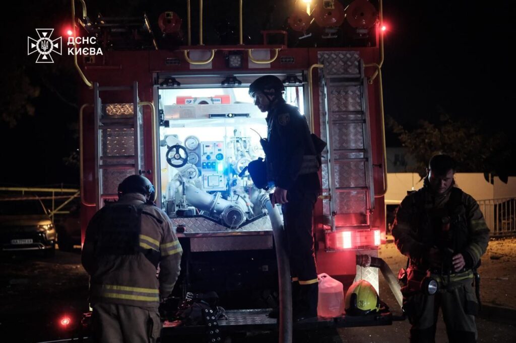 Атака на Київ: загинули 2 людини, ще 18 поранені (оновлення)