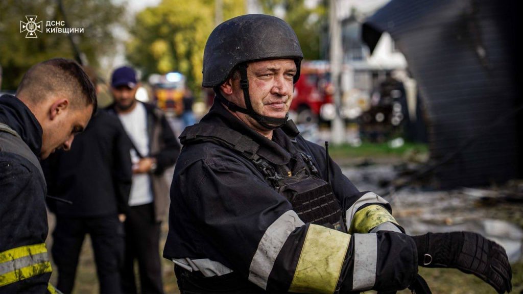 У Бориспільському районі завершили ліквідацію наслідків обстрілу У Бориспільському районі завершили ліквідацію наслідків обстрілу