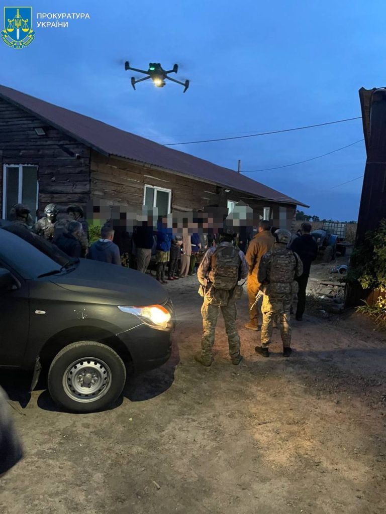 На Київщині викрили групу торгівців людьми на чолі з громадянином КНР