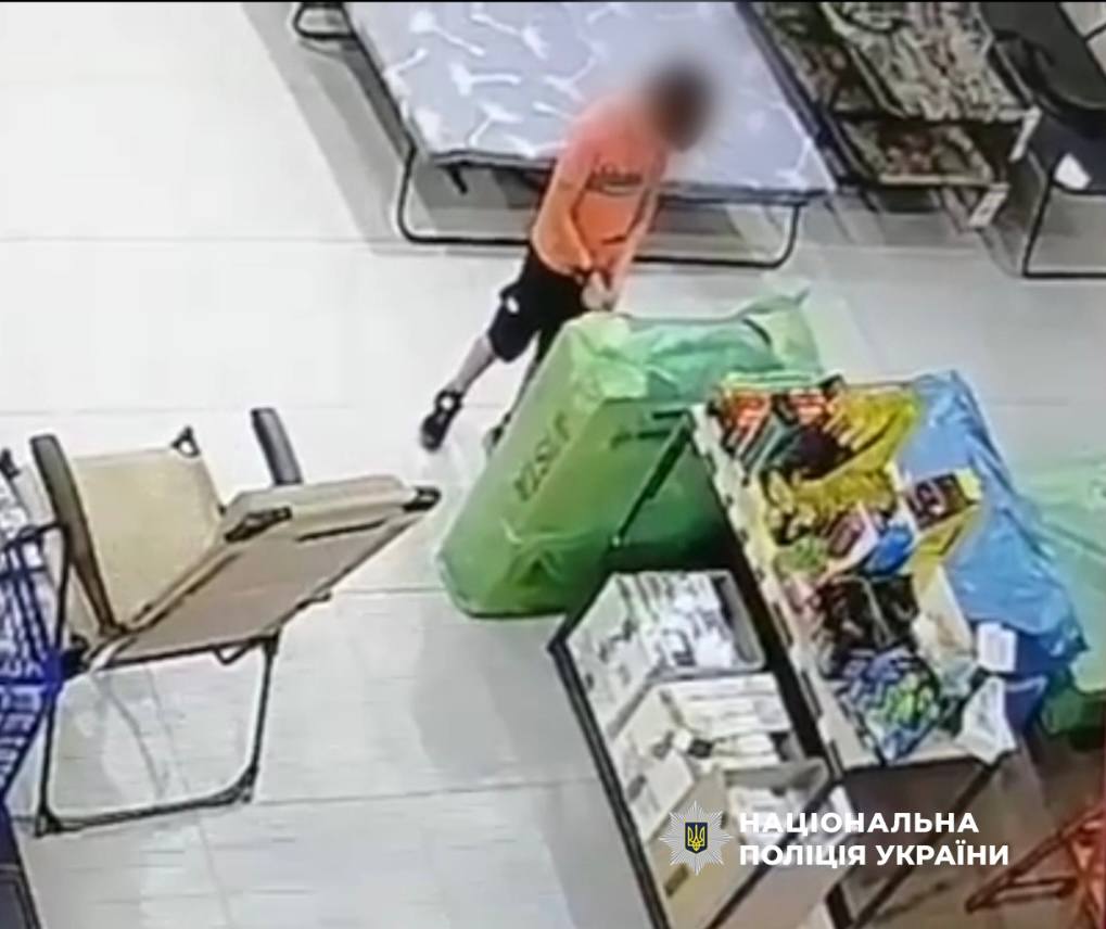 Дніпровський район: 6-річний хлопчик підпалив гіпермаркет, збитки 30 тисяч