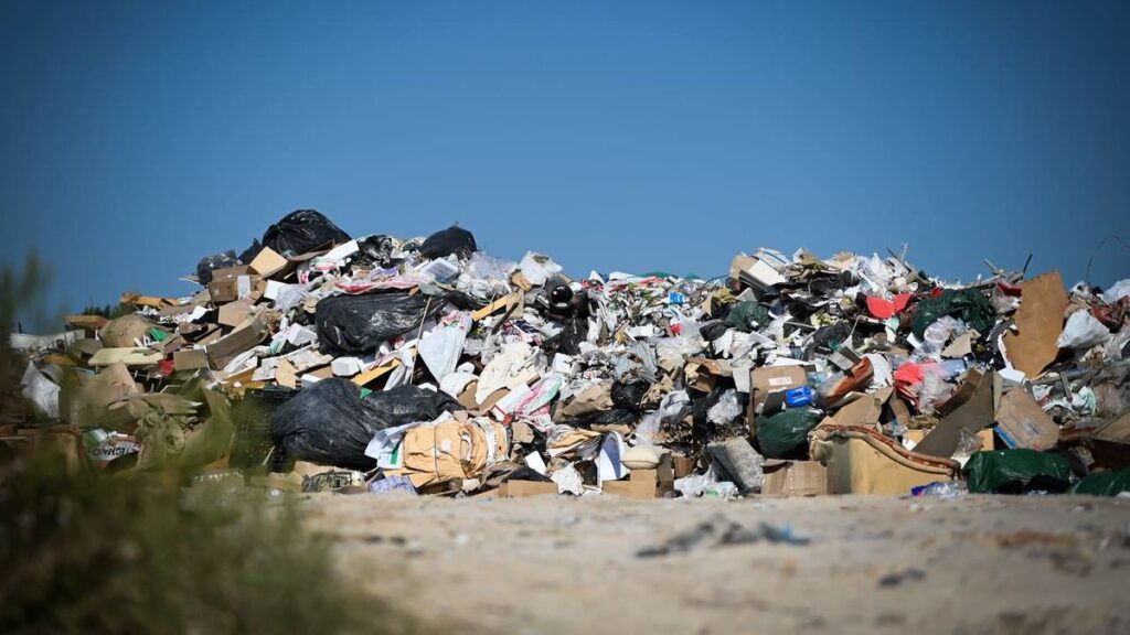 У Київській області ліквідовуватимуть стихійні сміттєзвалища та будуватимуть сучасні полігони