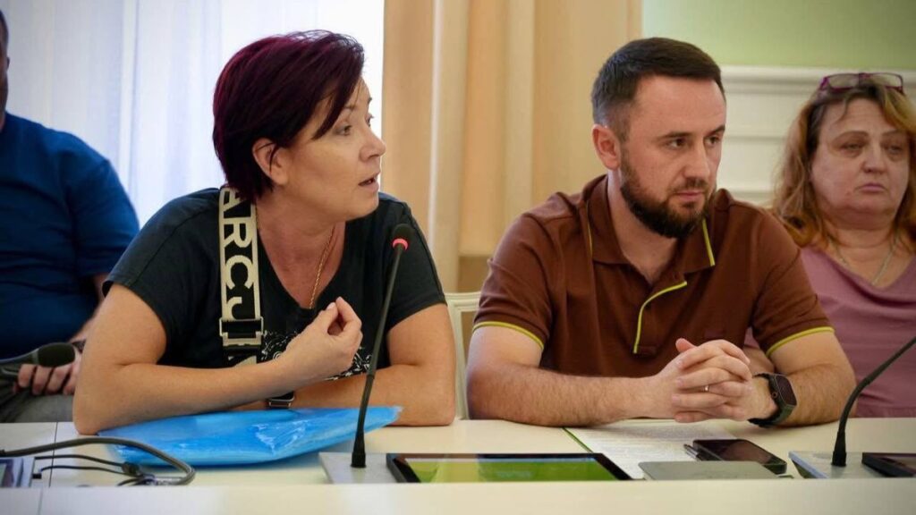 У Києві створюють нову систему допомоги постраждалим від обстрілів: залучать ЦНАПи та соцменеджерів