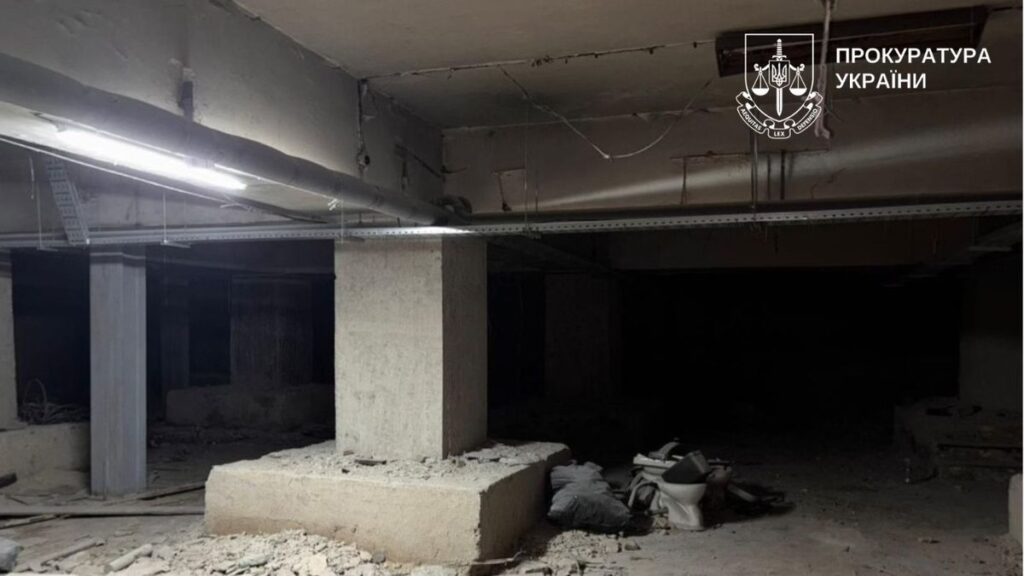 На Сирці прокуратура через суд вимагає відновити укриття для 800 осіб