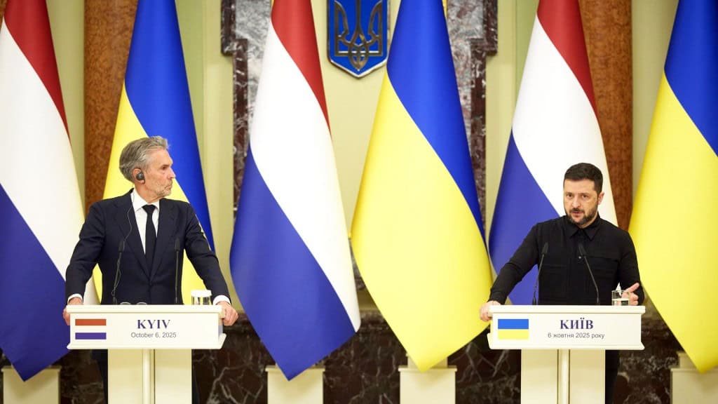 Прем'єри Нідерландів та Литви прибули до Києва Президент України і прем’єр-міністр Нідерландів на прес-конференції в Києві