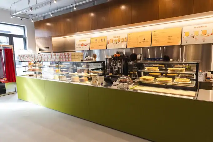 Десертна кав'ярня O'Cake відкрилася на Подолі у Saga City Space