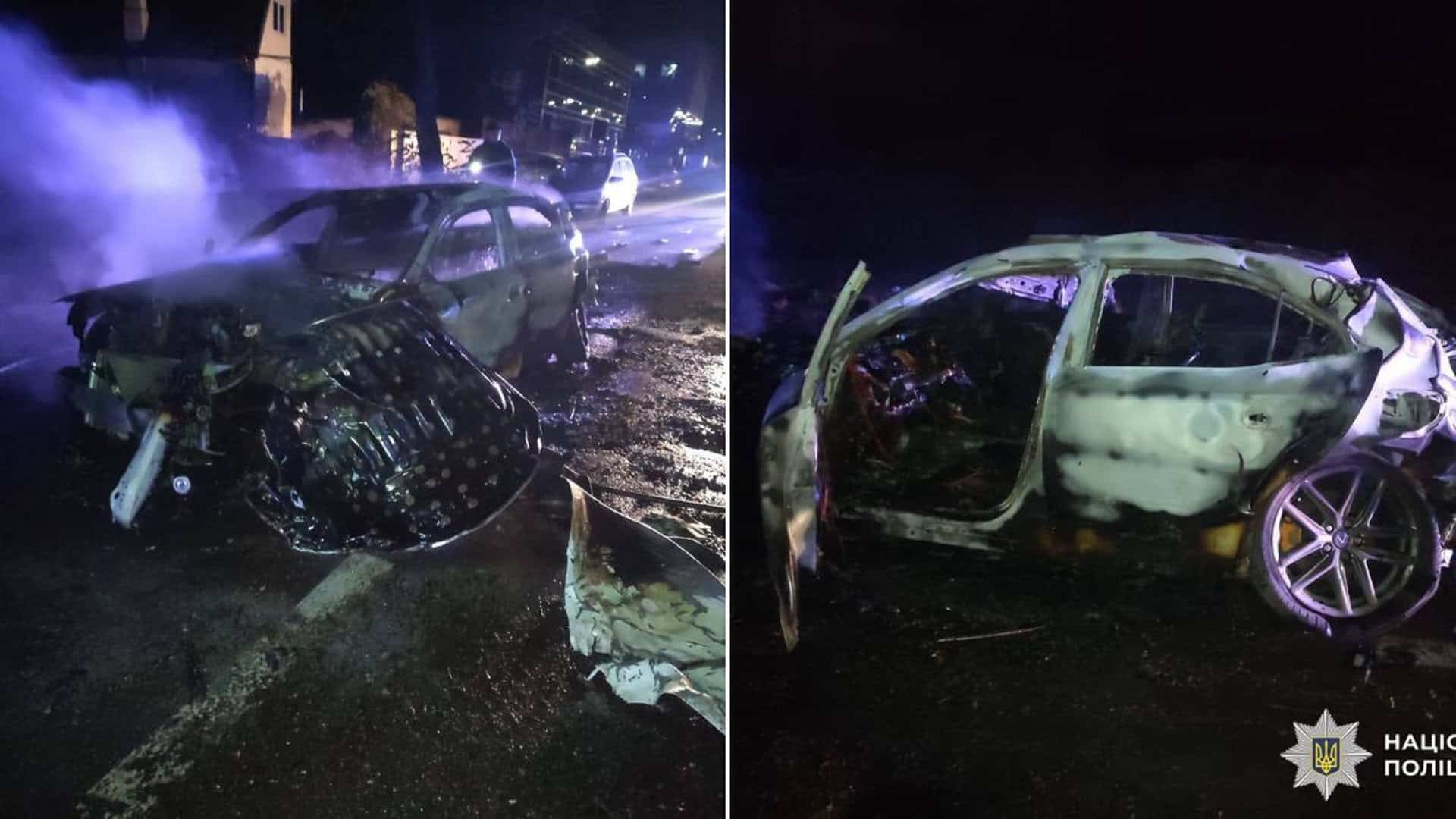 Серйозно пошкоджені автомобілі після нічної ДТП