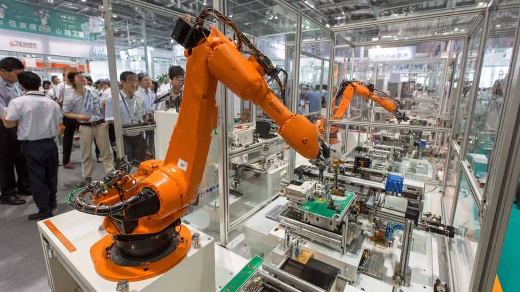 Як китайські роботи ігнорують американські мита: Canton Fair 2025 Як китайські роботи ігнорують американські мита: Canton Fair 2025