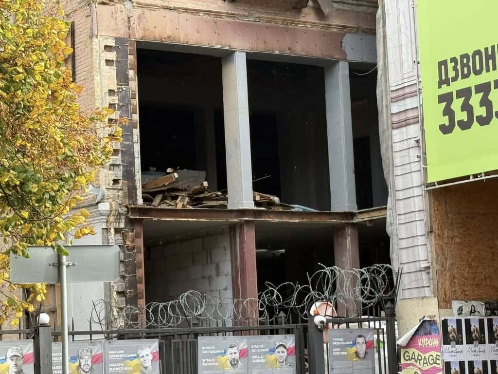 Історичну садибу на Ярославовому Валу зруйнували під виглядом реставрації (фото)