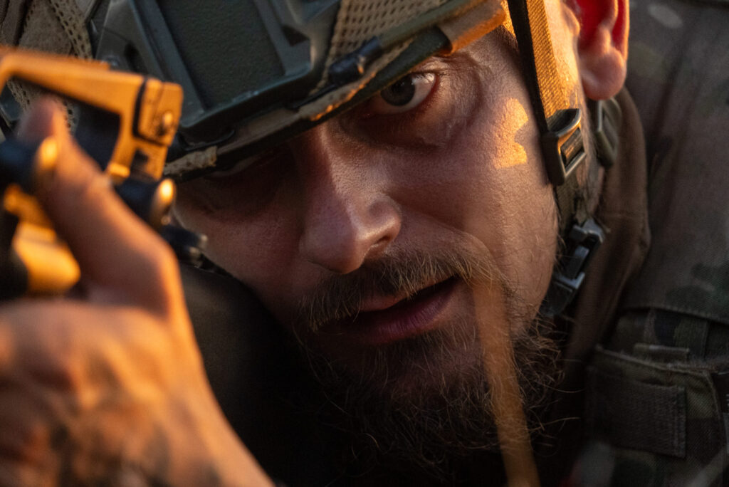 Тиждень українського кіно у Празі: покажуть 10 фільмів Військовий Сил оборони України на Донеччині біля міста Авдіївки