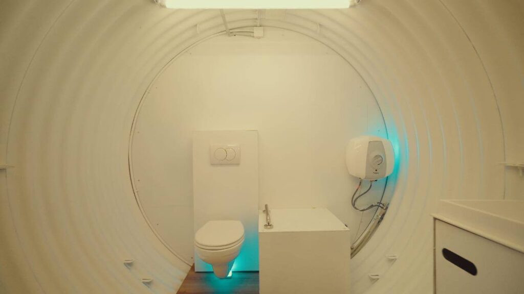 У Бородянці встановили унікальне укриття за 5,5 млн: у чому особливість Туалет в укритті