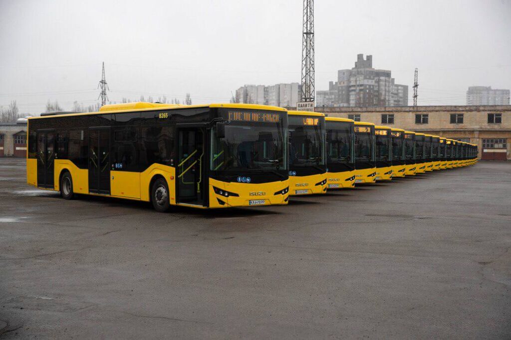Нові автобуси в Києві