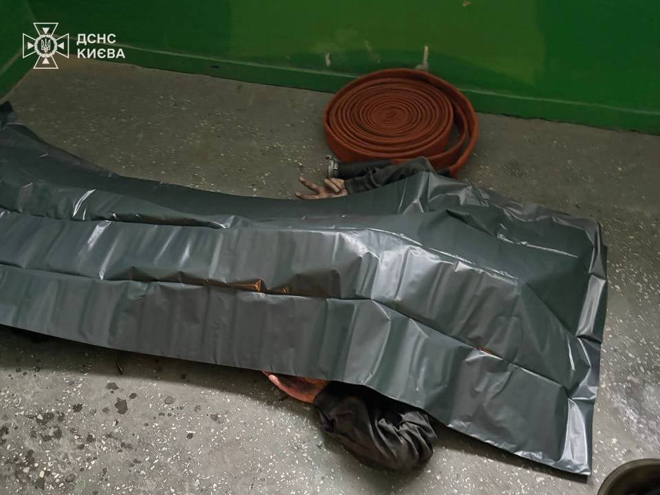 Дві трагедії за 14 хвилин: у Києві під час ранкових пожеж загинули двоє