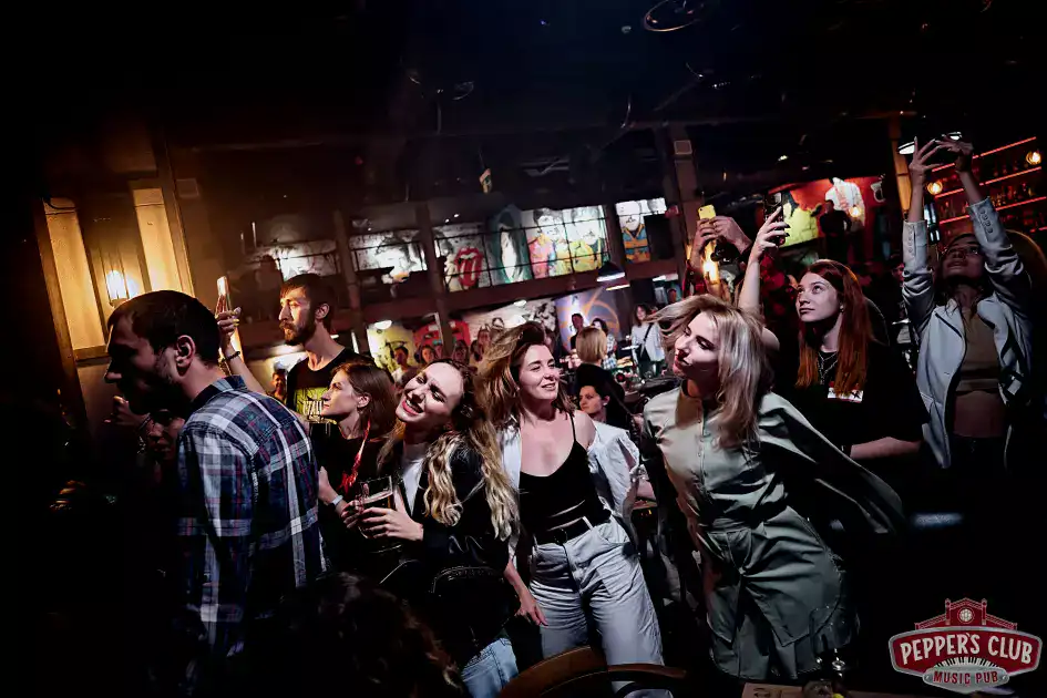 Афіша виступу артистів на новорічні свята