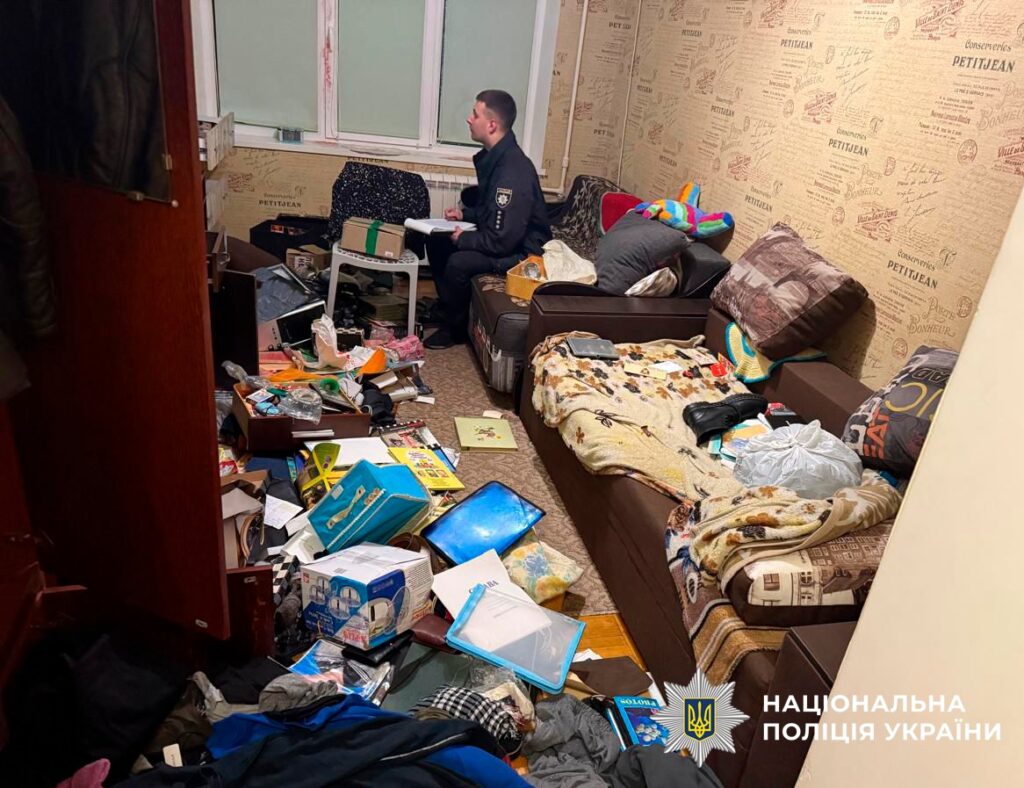 Гармидар всередині квартири