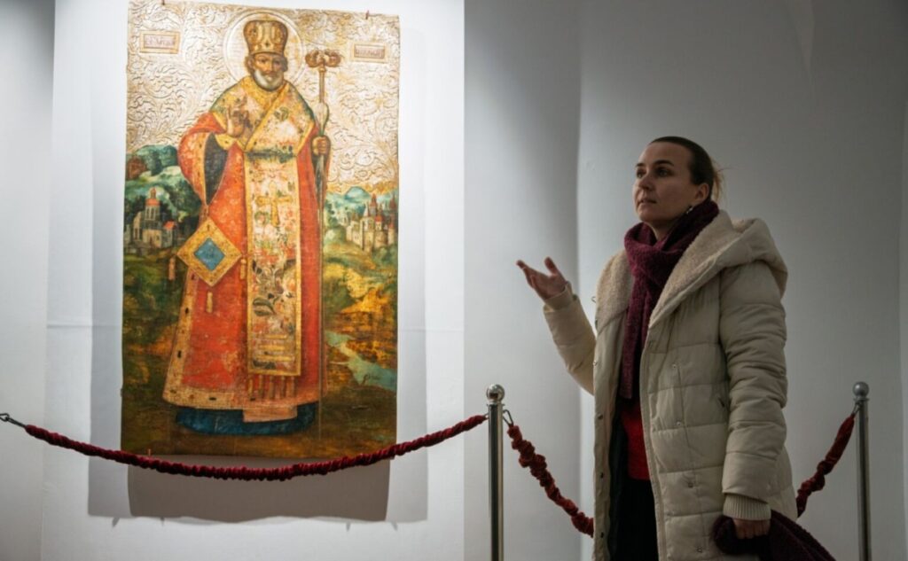 У Лаврі показали раритетну ікону Святого Миколая із закритих фондів Ікона Св. Миколая в Лаврі