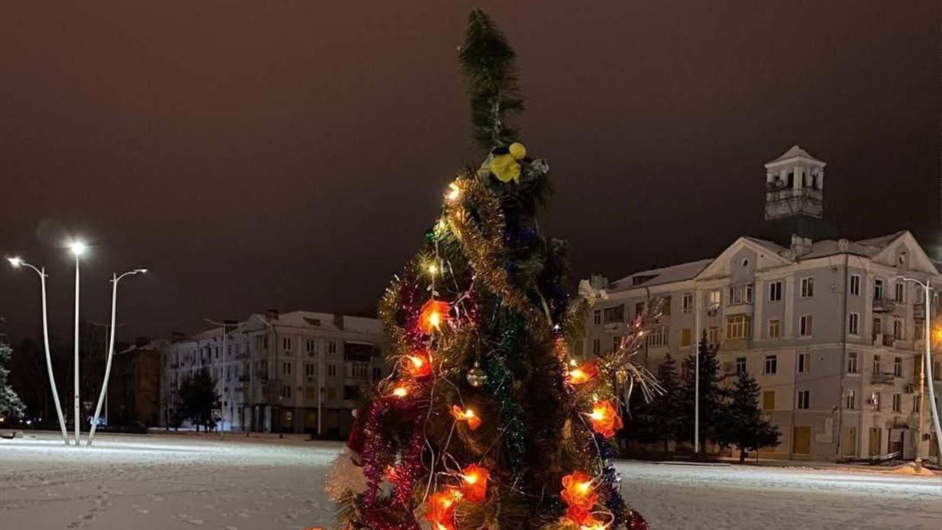 Новорічна ялинка на площі