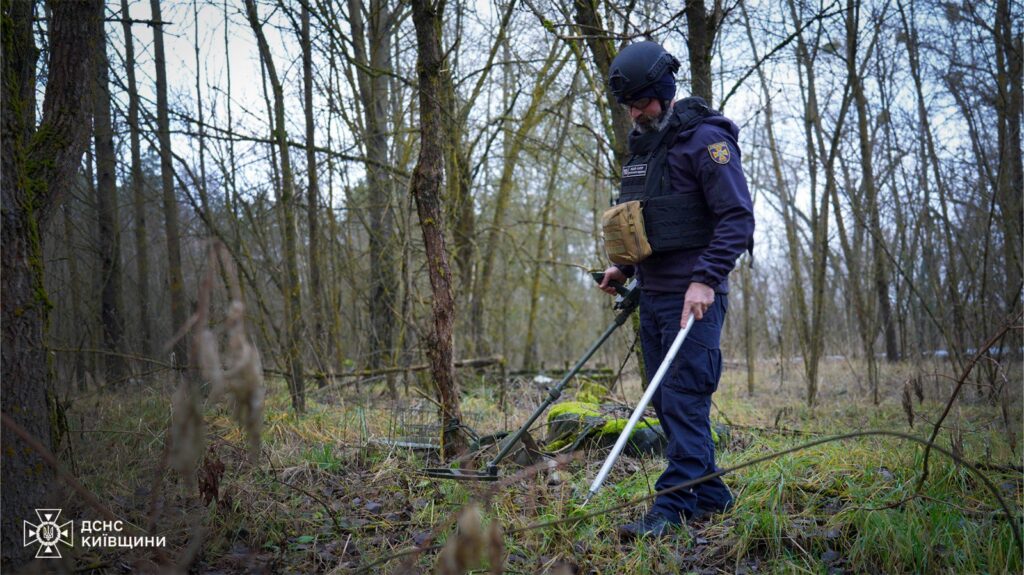 Розмінування Київщини: очищено понад 38,6 тис. га