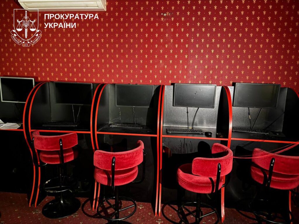 На Київщині ліквідували 18 казино: БЕБ вилучило техніки на 3 млн