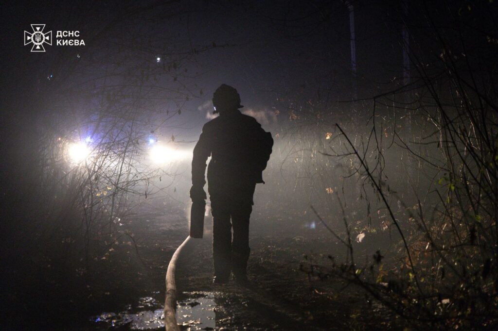 На Палладіна ДСНС ліквідувала пожежу за 85 хвилин