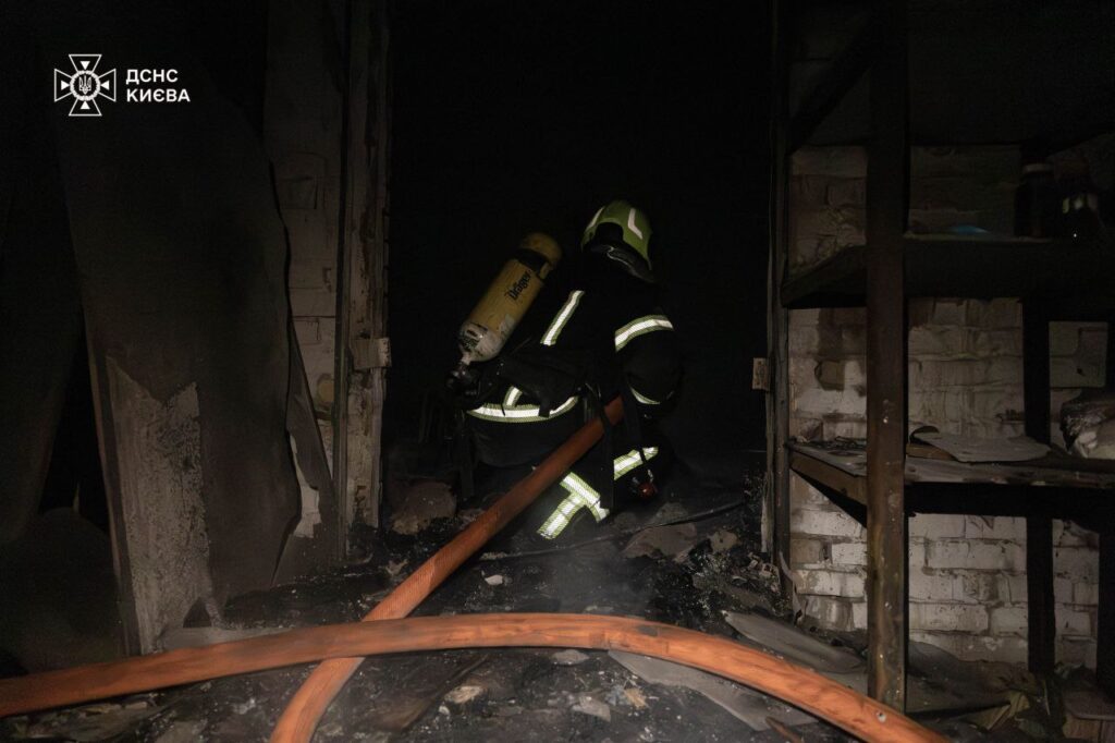 На Палладіна ДСНС ліквідувала пожежу за 85 хвилин
