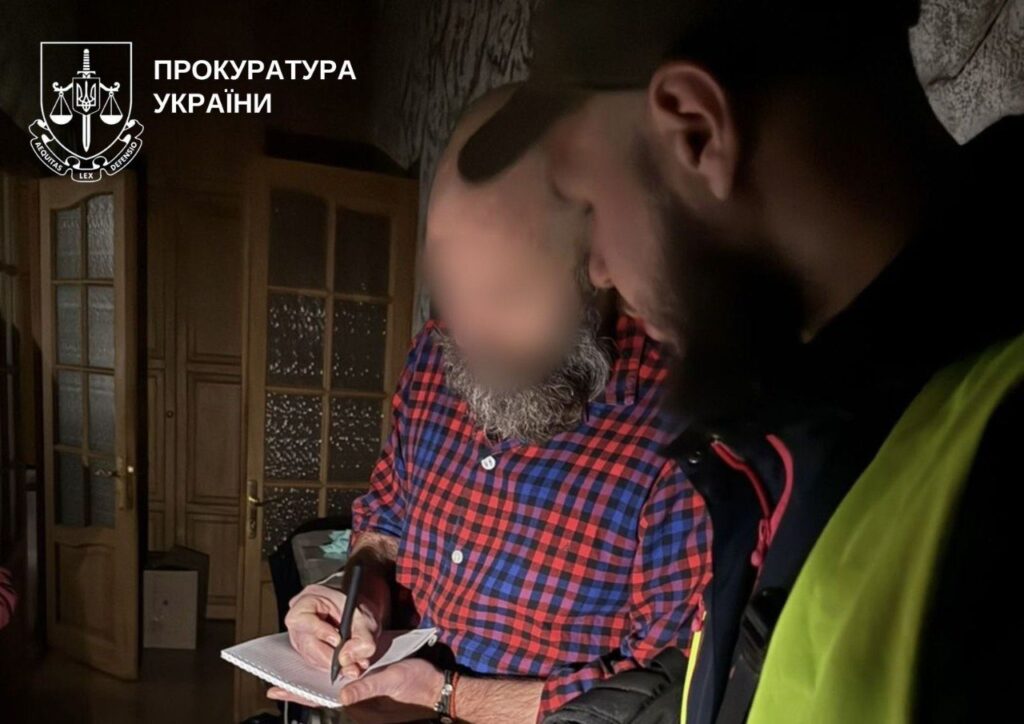 Керівнику «Київзеленбуду» повідомили підозру за розтрату понад 2 млн грн на ремонт парку в Оболоні