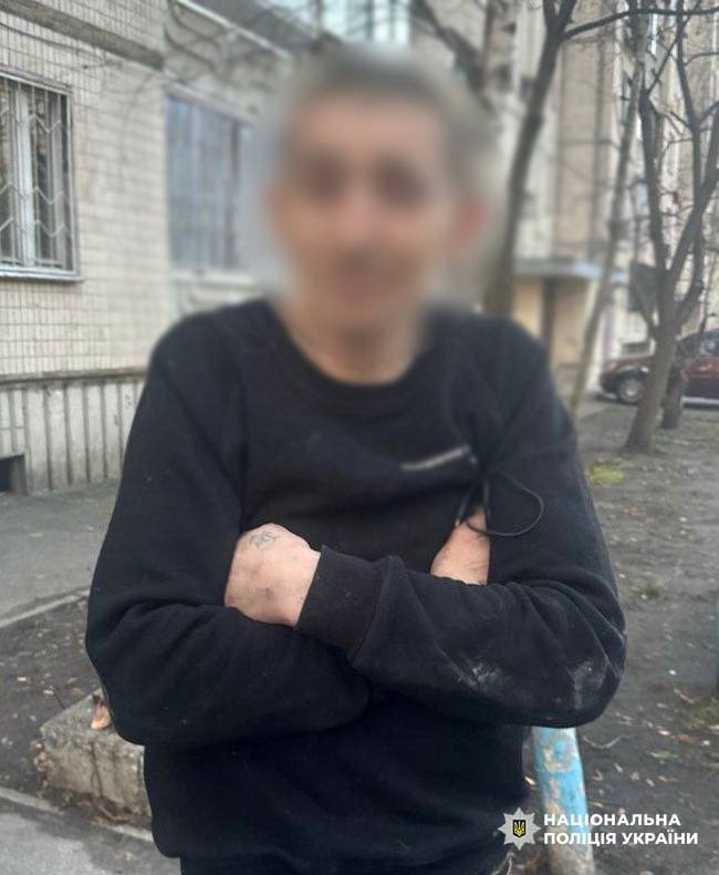У Києві затримали грабіжника, який напав на ветерана ЗСУ