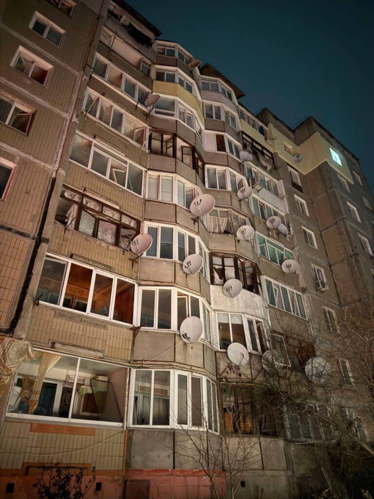 Атака дронів на Білу Церкву: пошкоджено багатоповерхівку, поранених немає (оновлено)