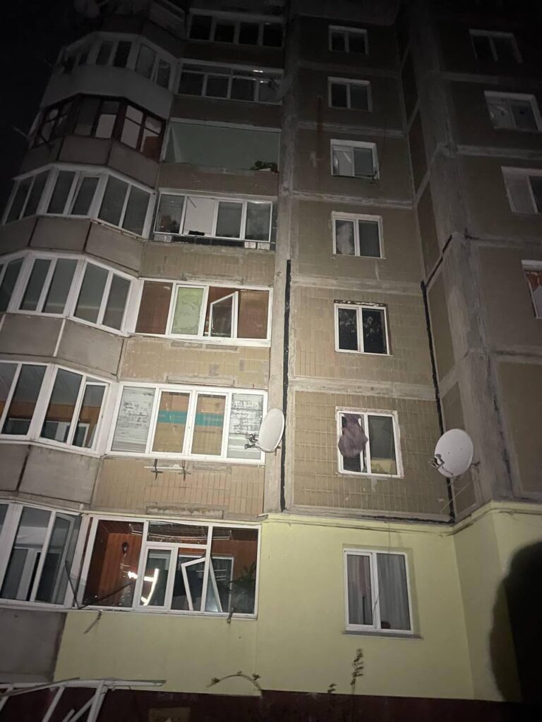 Атака дронів на Білу Церкву: пошкоджено багатоповерхівку, поранених немає (оновлено)
