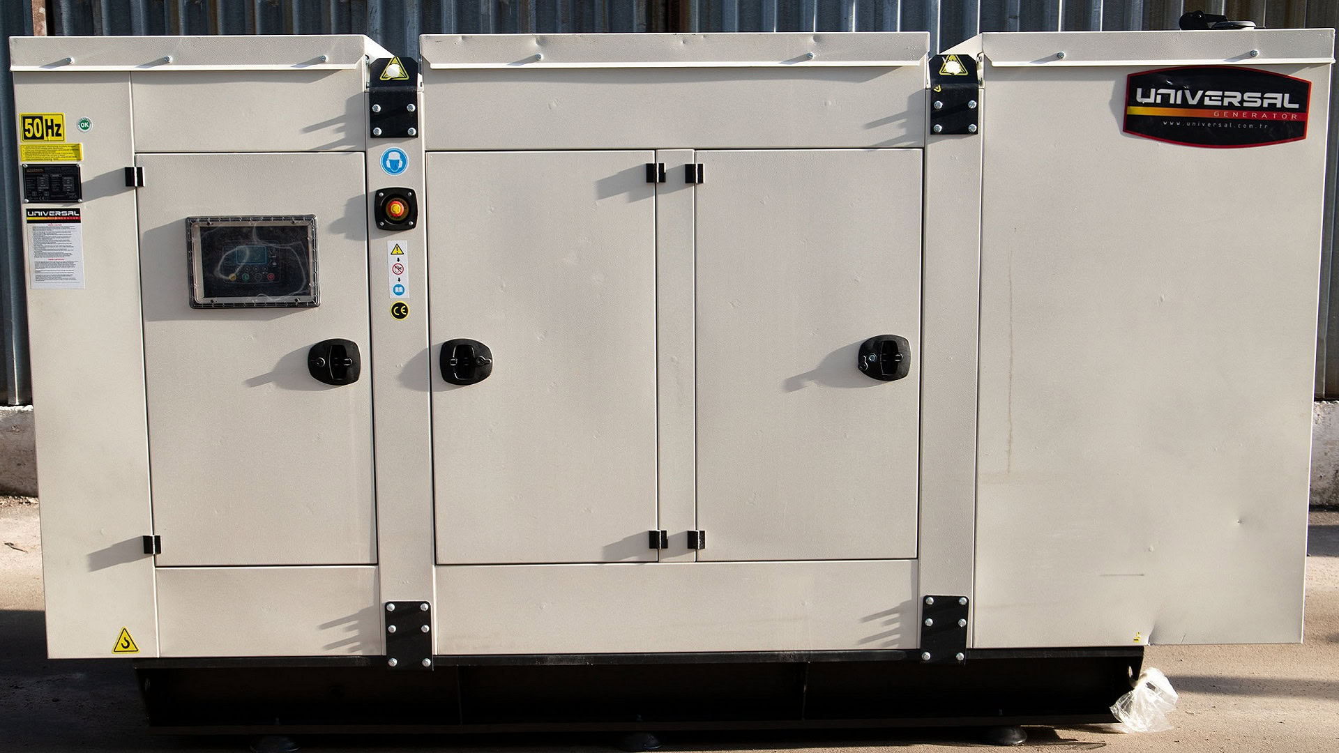 Один з генераторів, отриманих Україною в рамках міжнародної допомоги