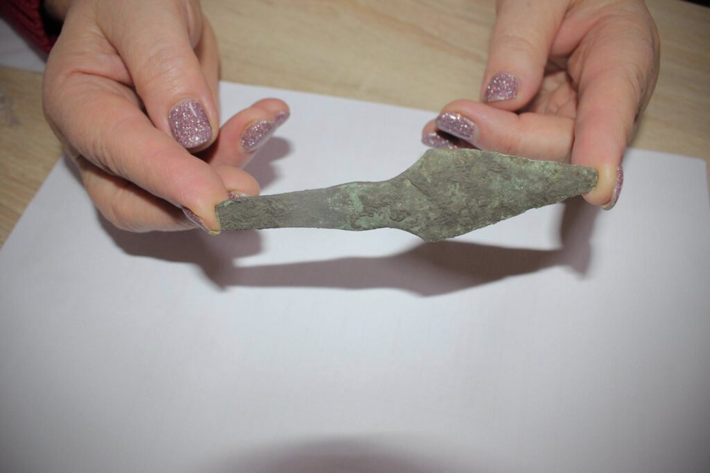 Наконечник спису, вилучений митниками