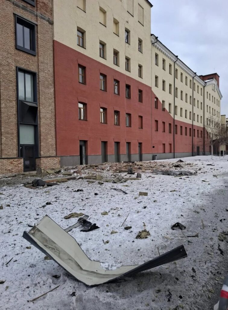 24 січня, була пошкоджена історична будівля фабрики Roshen