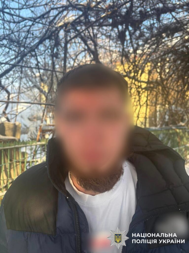 На Київщині затримали злочинну групу які вимагали у 47-річної фермерки $130 тисяч На Київщині затримали злочинну групу які вимагали у 47-річної фермерки $130 тисяч