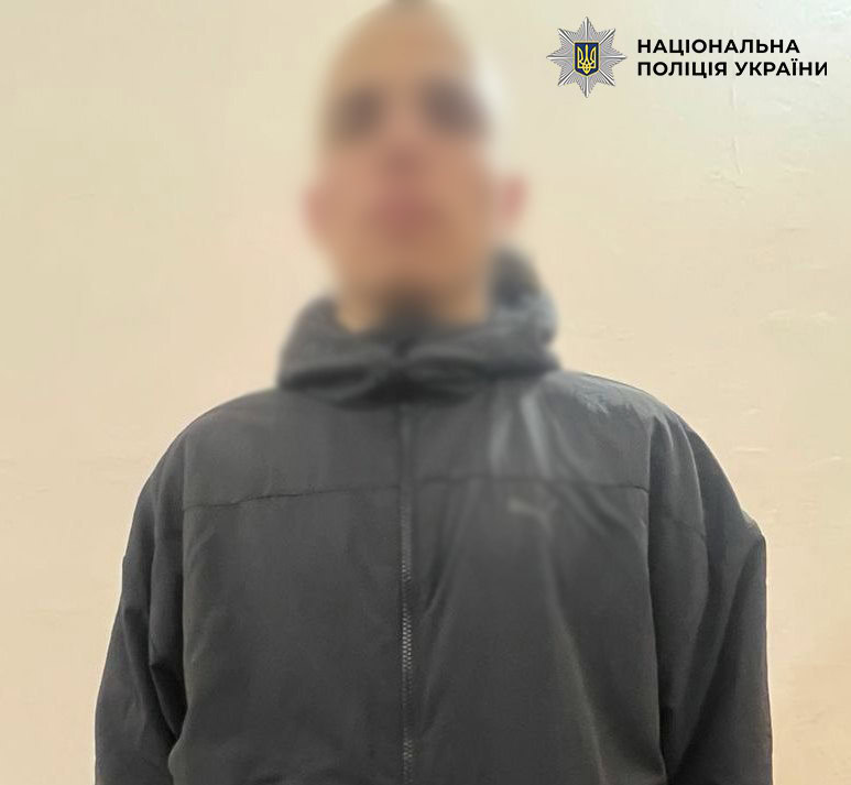 На Хрещатику трьох молодиків затримали через бійку біля метро