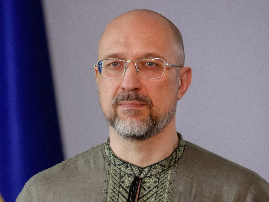 Міністр енергетики Денис Шмигаль назвав три ключові пріоритети роботи Міненерго Міністр енергетики Денис Шмигаль назвав три ключові пріоритети роботи Міненерго