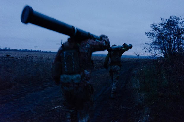 У Сенсі відкриють виставку Костянтина Гузенка, загиблого морпіха-фотографа У Сенсі відкриють виставку Костянтина Гузенка, загиблого морпіха-фотографа