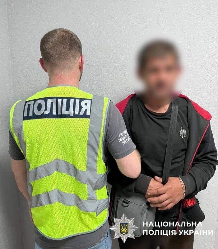 44-річного рецидивіста засудили до 7 років та 5 місяців за серію злочинів 44-річного рецидивіста засудили до 7 років та 5 місяців за серію злочинів
