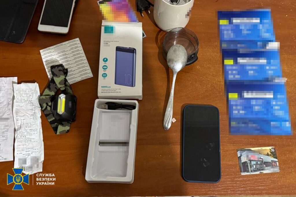 Киянці повідомили про підозру за теракт на Оболоні: їй загрожує від 5 до 10 років (відео) оновлено Киянці повідомили про підозру за теракт на Оболоні: їй загрожує від 5 до 10 років (відео) оновлено