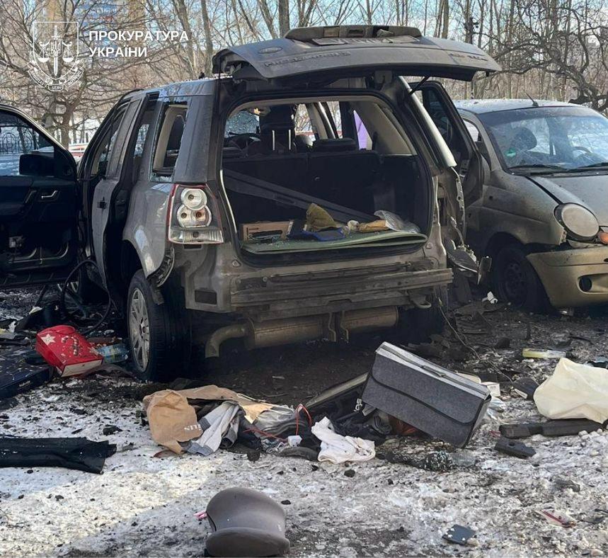 Киянці повідомили про підозру за теракт на Оболоні: їй загрожує від 5 до 10 років (відео) оновлено Киянці повідомили про підозру за теракт на Оболоні: їй загрожує від 5 до 10 років (відео) оновлено